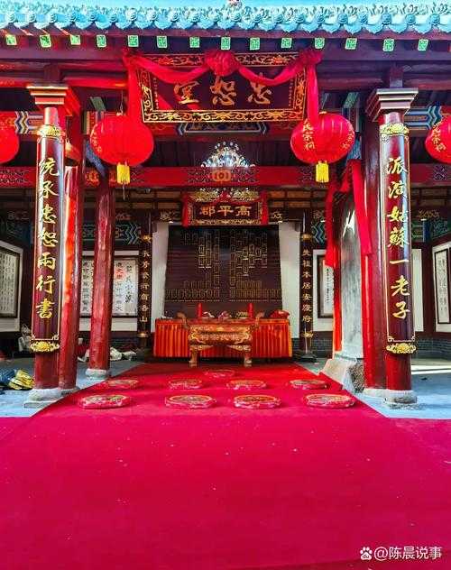 千年宗祠的钟声再次敲响—北大录取考生在岭南祠堂举办开枝礼现代仪式